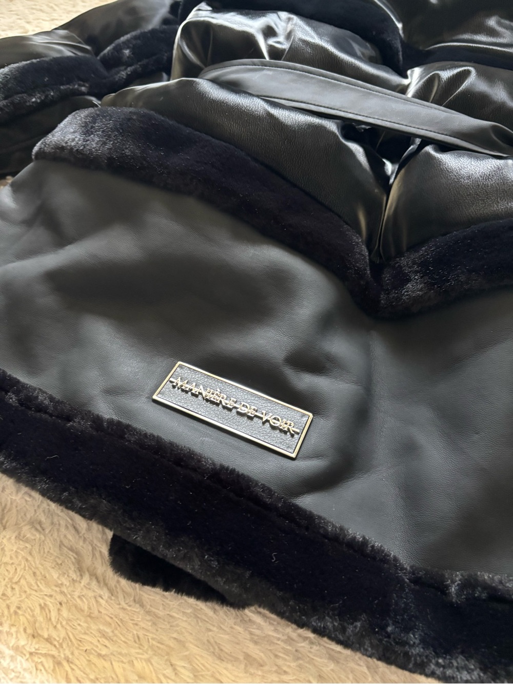 Manière De Voir Black Faux-Fur Trim Belted Women's Jacket - Picture 6 of 11